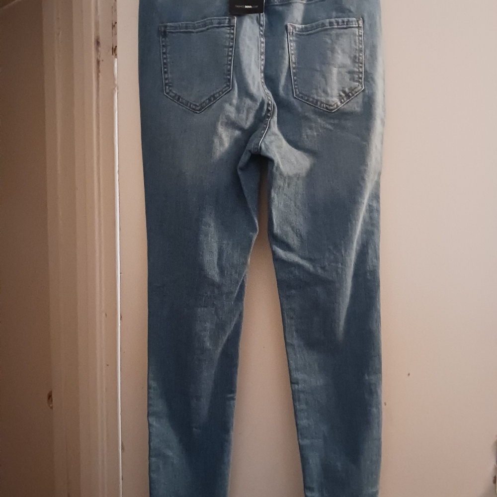 Jeans - Picture 2 of 2